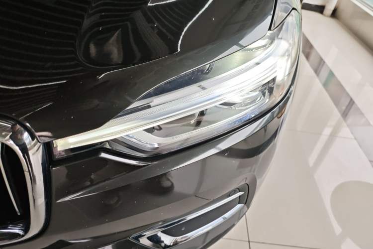 Used Volvo XC60 2021 T5 4x4 Smart Luxury Edition Left Front Headlight