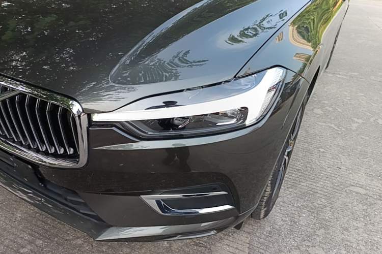 Used Volvo XC60 2021 T5 4x4 Smart Luxury Edition Left Front Headlight