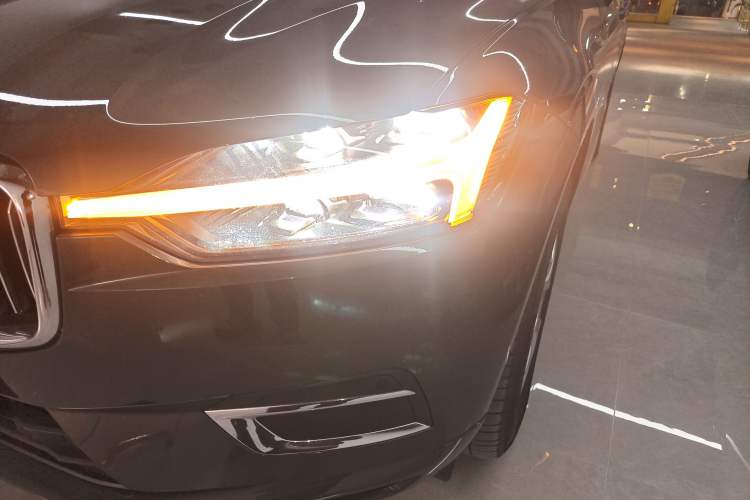 Used Volvo XC60 2021 T5 4x4 Smart Luxury Edition Left Front Headlight