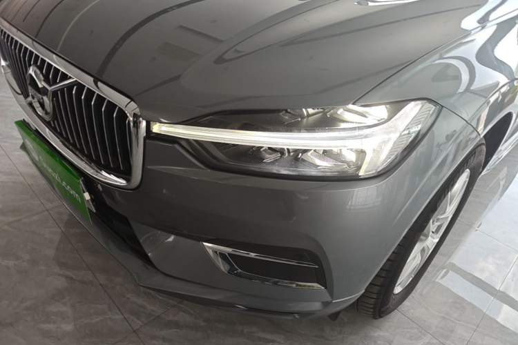 Used Volvo XC60 2021 T5 4x4 Smart Luxury Edition Left Front Headlight