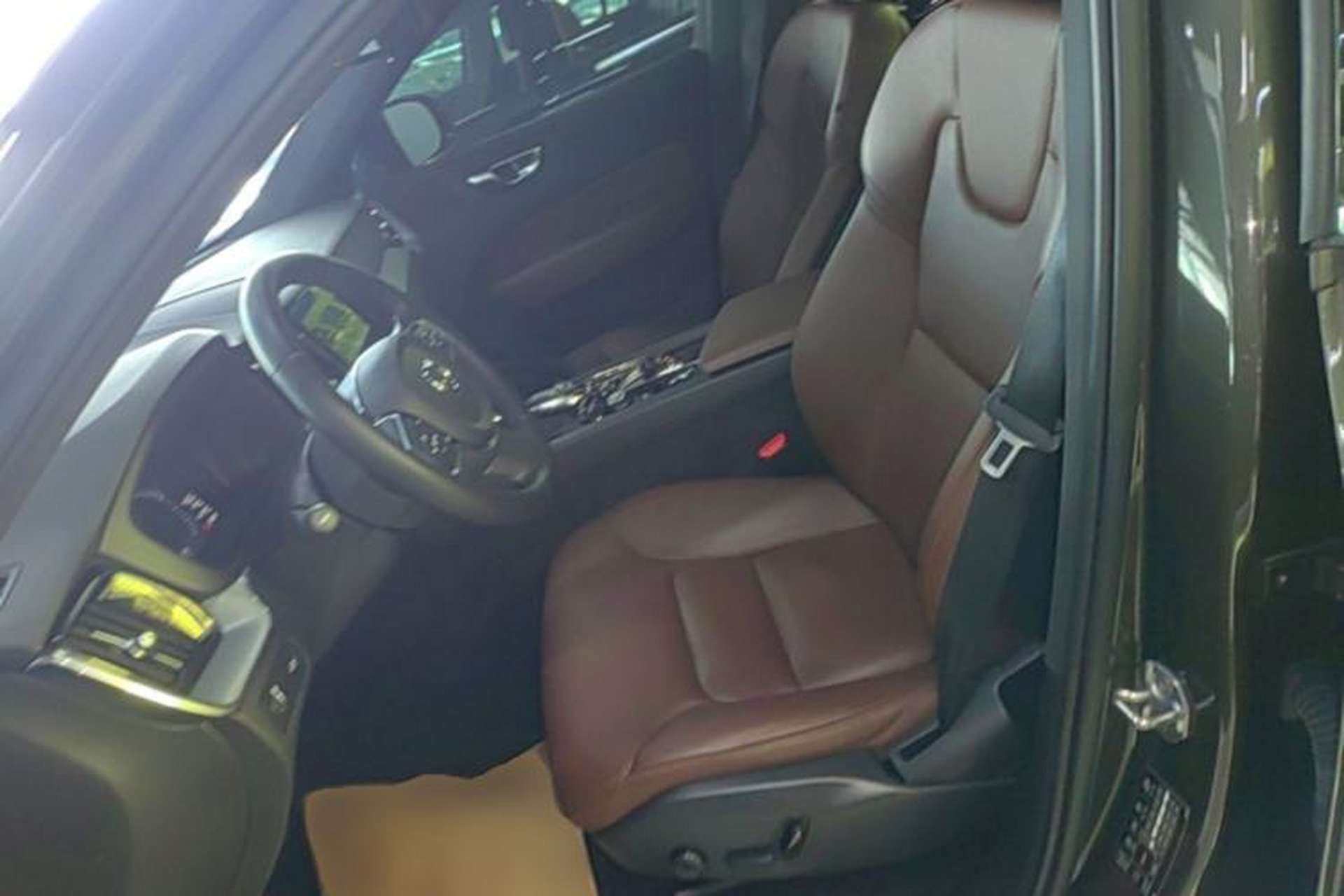 Used Volvo XC60 2021 T5 4x4 Smart Luxury Edition Left Front Seat