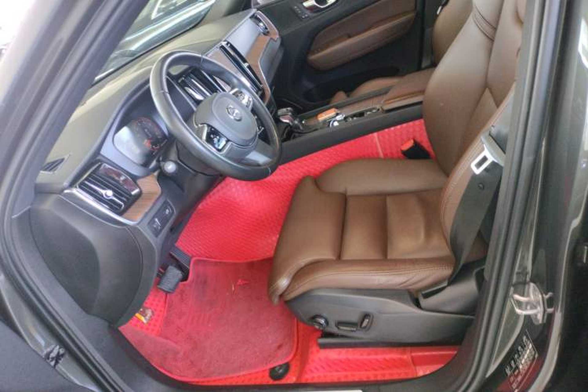 Used Volvo XC60 2021 T5 4x4 Smart Luxury Edition Left Front Seat