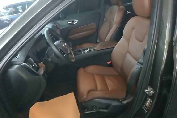 Used Volvo XC60 2021 T5 4x4 Zhiya Luxury Edition Left Front Seat