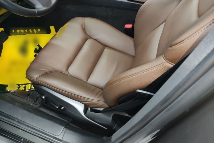 Used Volvo XC60 2021 T5 4x4 Smart Luxury Edition Left Front Seat