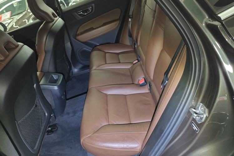 Used Volvo XC60 2021 T5 4x4 Smart Luxury Edition Left Rear Seat