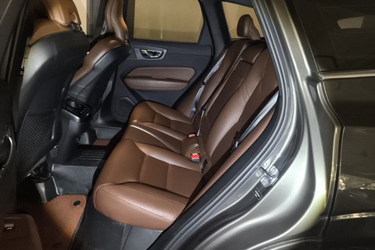 Used Volvo XC60 2021 T5 4x4 Zhiyi Sport Edition Left Rear Seat