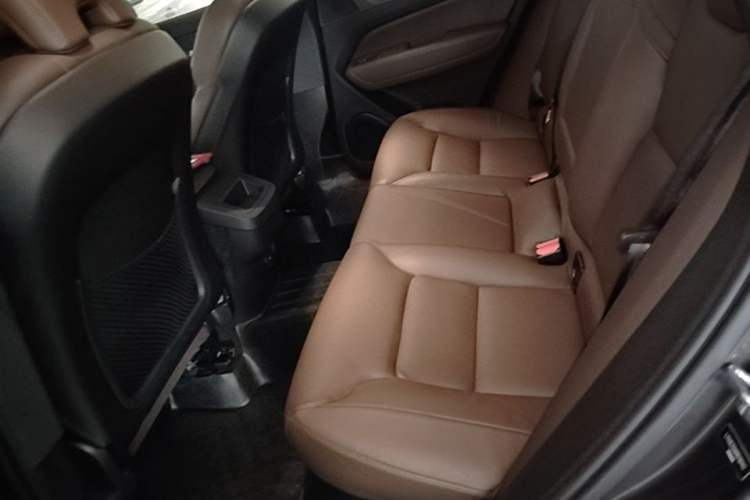Used Volvo XC60 2021 T5 4x4 Smart Luxury Edition Left Rear Seat