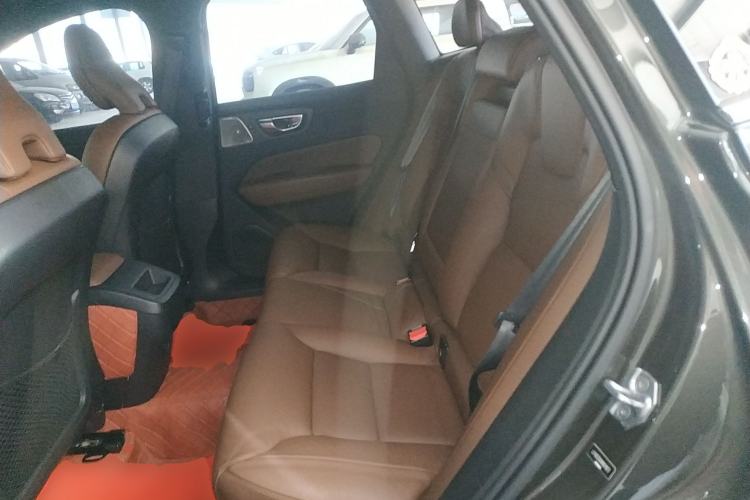 Used Volvo XC60 2021 T5 4x4 Smart Luxury Edition Left Rear Seat