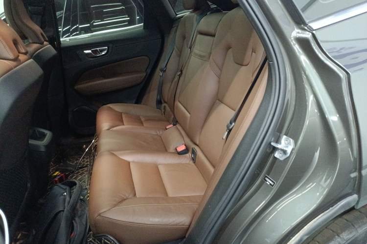 Used Volvo XC60 2021 T5 4x4 Smart Luxury Edition Left Rear Seat