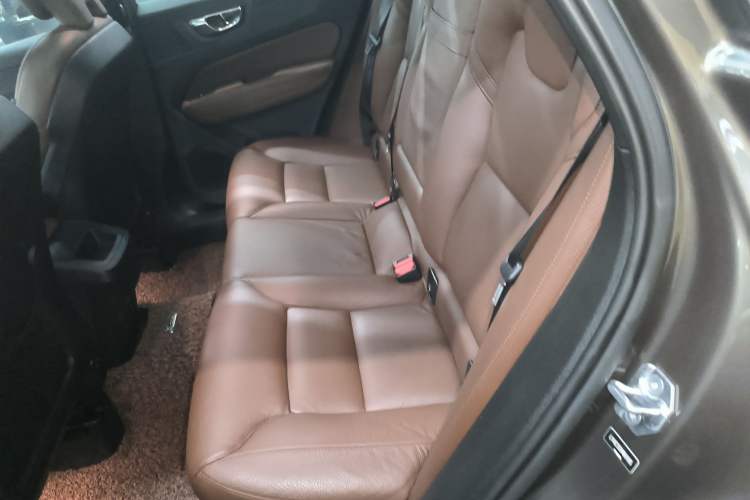 Used Volvo XC60 2021 T5 4x4 Smart Luxury Edition Left Rear Seat