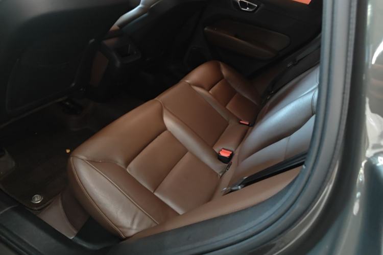 Used Volvo XC60 2021 T5 4x4 Smart Luxury Edition Left Rear Seat