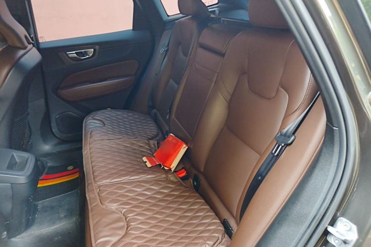 Used Volvo XC60 2021 T5 4x4 Smart Luxury Edition Left Rear Seat