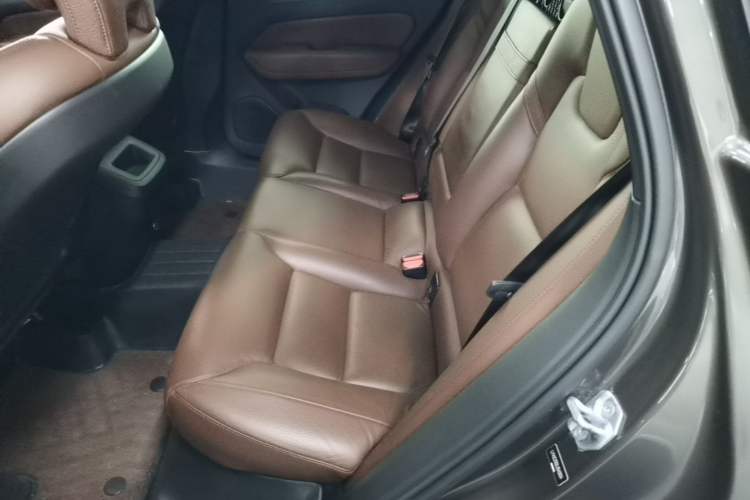 Used Volvo XC60 2021 T5 4x4 Smart Luxury Edition Left Rear Seat