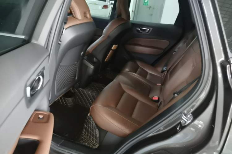 Used Volvo XC60 2021 T5 4x4 Smart Luxury Edition Left Rear Seat