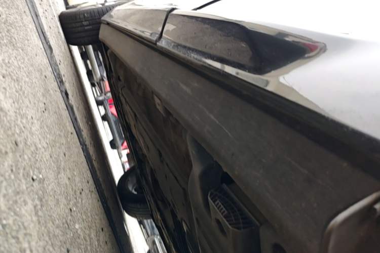 Used Volvo XC60 2021 T5 4x4 Smart Luxury Edition Left Side Sill