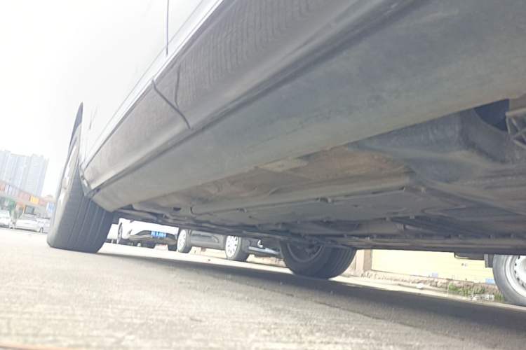 Used Volvo XC60 2021 T5 4x4 Smart Luxury Edition Left Side Sill