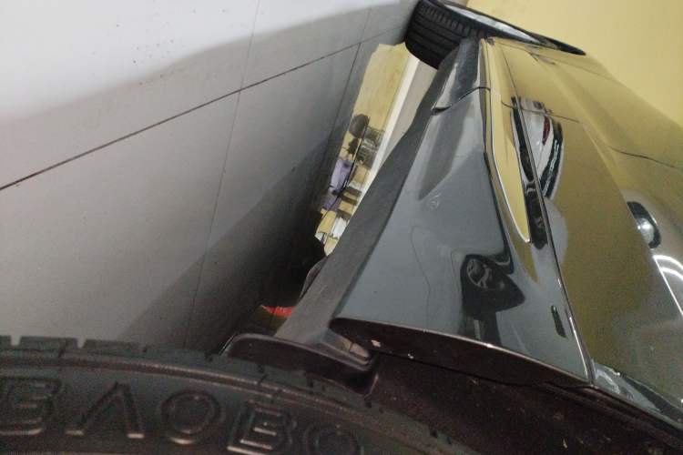Used Volvo XC60 2021 T5 4x4 Smart Luxury Edition Left Side Sill