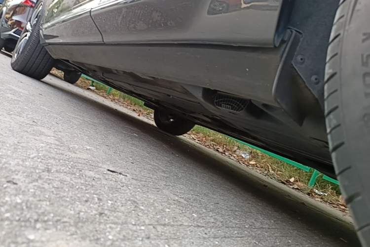 Used Volvo XC60 2021 T5 4x4 Smart Luxury Edition Left Side Sill