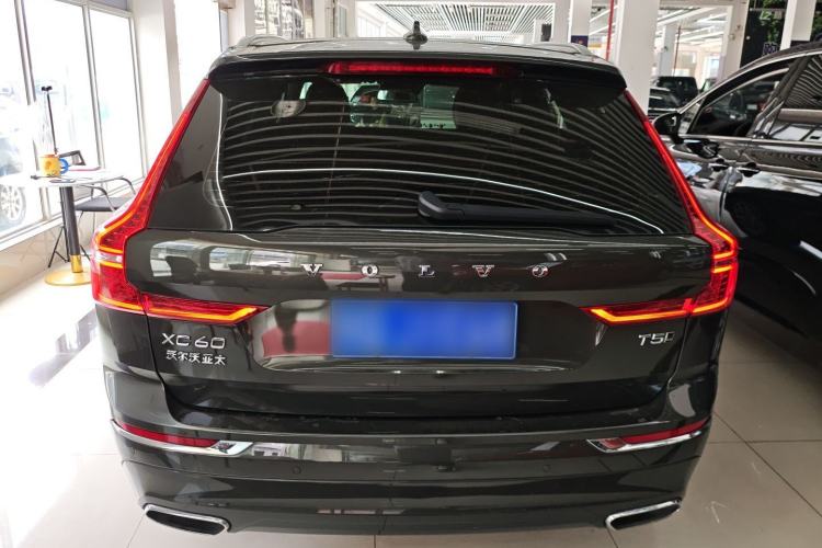 Used Volvo XC60 2021 T5 4x4 Smart Luxury Edition Rear