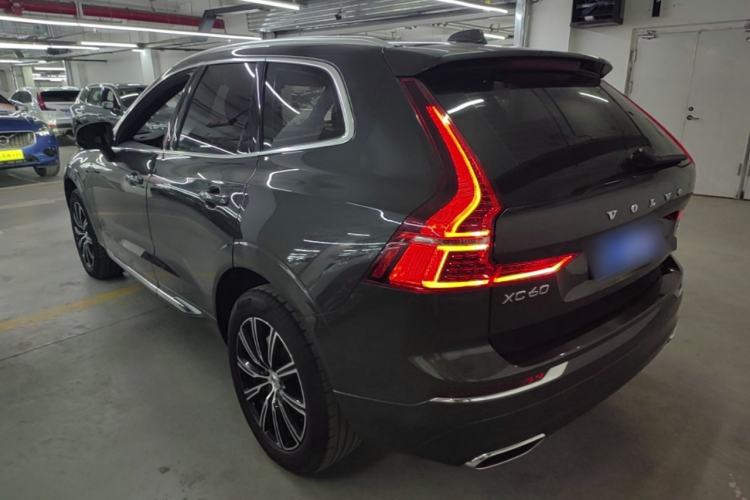 Used Volvo XC60 2021 T5 4x4 Smart Luxury Edition Rear Left 45 Deg