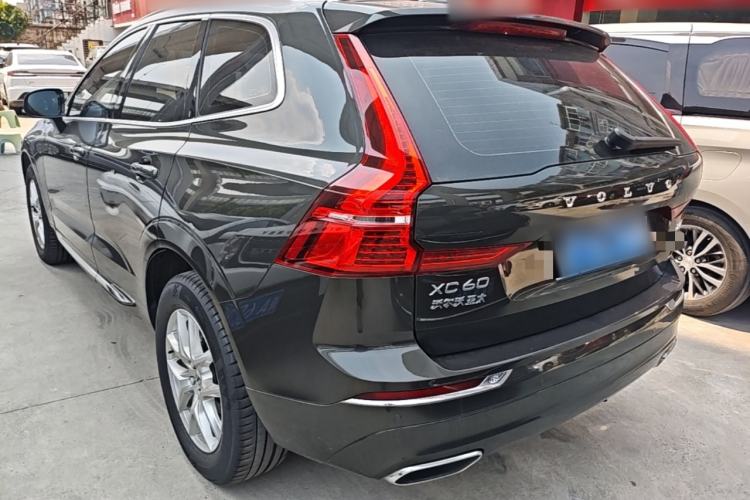 Used Volvo XC60 2021 T5 4x4 Smart Luxury Edition Rear Left 45 Deg