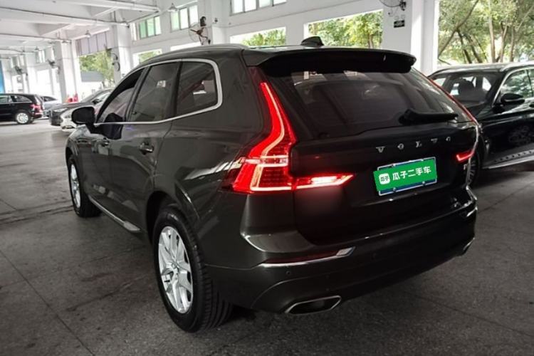 Used Volvo XC60 2021 T5 4x4 Smart Luxury Edition Rear Left 45 Deg