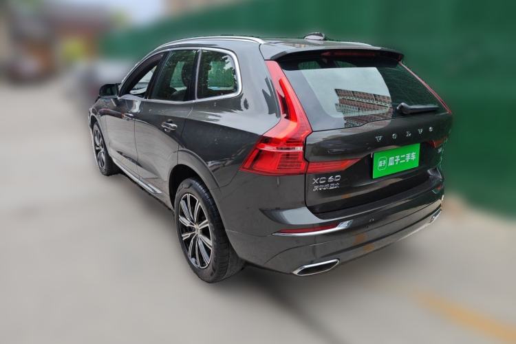 Used Volvo XC60 2021 T5 4x4 Zhiya Luxury Edition Rear Left 45 Deg