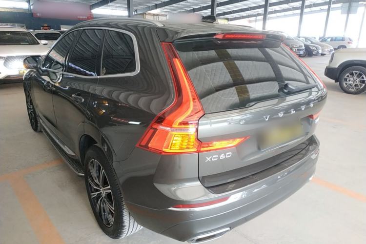 Used Volvo XC60 2021 T5 4x4 Smart Luxury Edition Rear Left 45 Deg