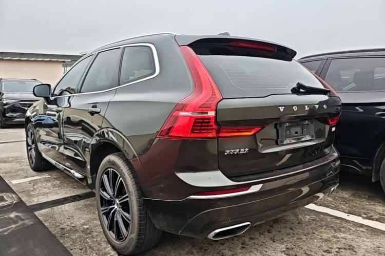 Used Volvo XC60 2021 T5 4x4 Smart Luxury Edition Rear Left 45 Deg