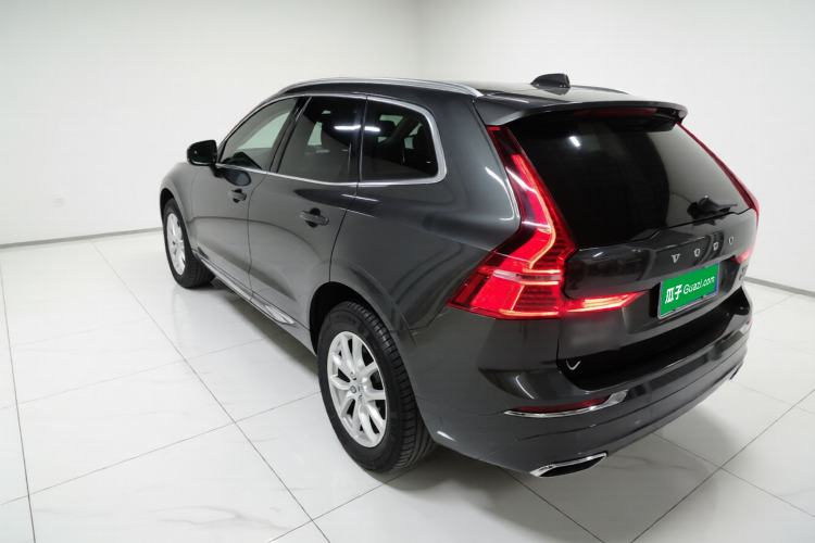 Used Volvo XC60 2021 T5 4x4 Smart Luxury Edition Rear Left 45 Deg