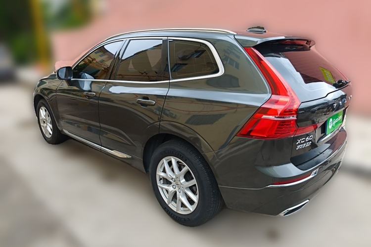 Used Volvo XC60 2021 T5 4x4 Smart Luxury Edition Rear Left 45 Deg