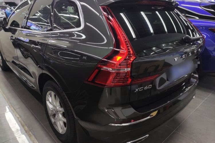 Used Volvo XC60 2021 T5 4x4 Smart Luxury Edition Rear Left 45 Deg