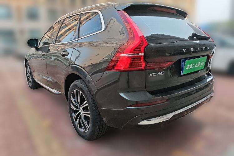 Used Volvo XC60 2021 T5 4x4 Smart Luxury Edition Rear Left 45 Deg
