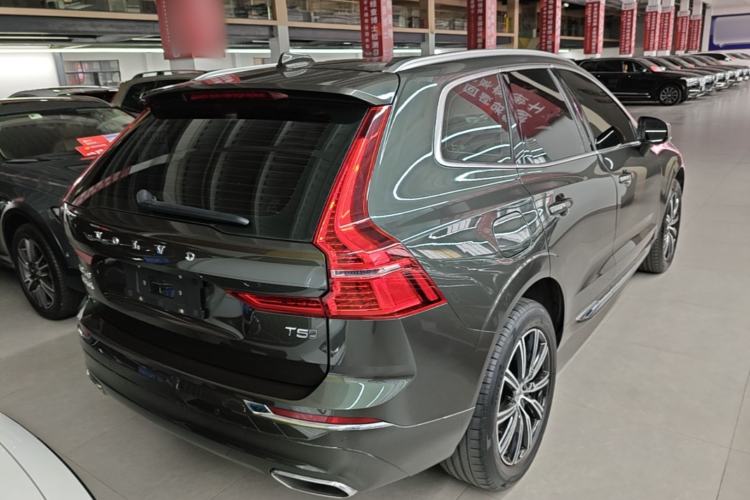 Used Volvo XC60 2021 T5 4x4 Smart Luxury Edition Rear Right 45 Deg