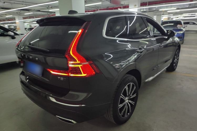 Used Volvo XC60 2021 T5 4x4 Smart Luxury Edition Rear Right 45 Deg