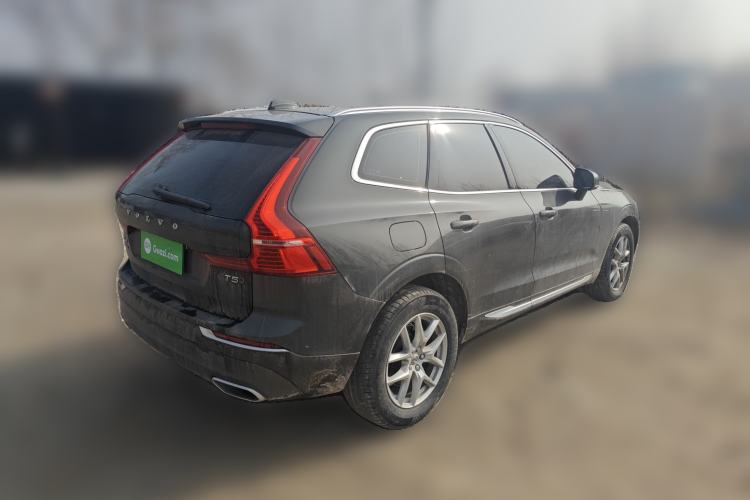 Used Volvo XC60 2021 T5 4x4 Smart Luxury Edition Rear Right 45 Deg