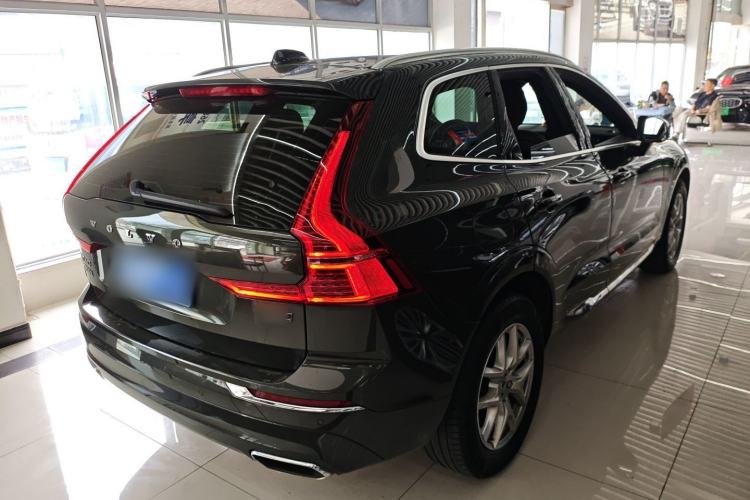 Used Volvo XC60 2021 T5 4x4 Smart Luxury Edition Rear Right 45 Deg