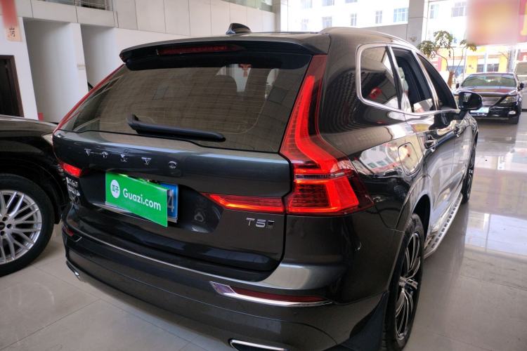 Used Volvo XC60 2021 T5 4x4 Smart Luxury Edition Rear Right 45 Deg