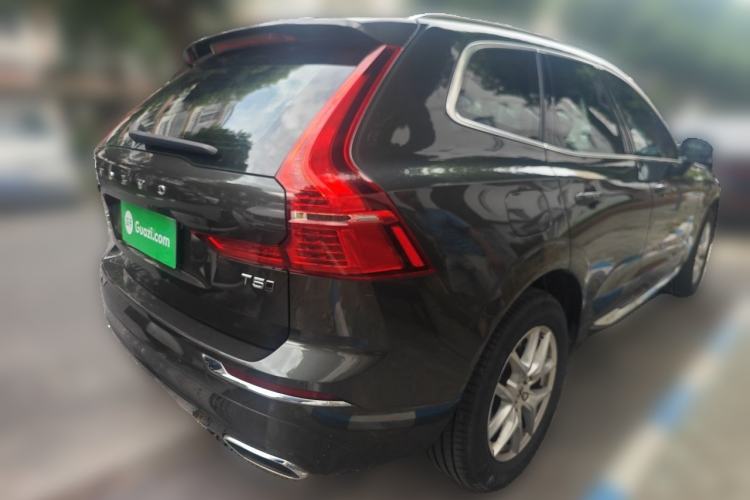 Used Volvo XC60 2021 T5 4x4 Smart Luxury Edition Rear Right 45 Deg
