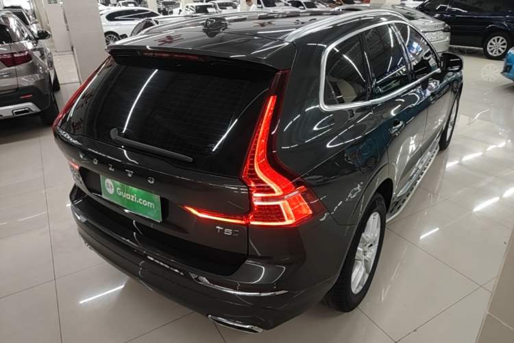 Used Volvo XC60 2021 T5 4x4 Smart Luxury Edition Rear Right 45 Deg