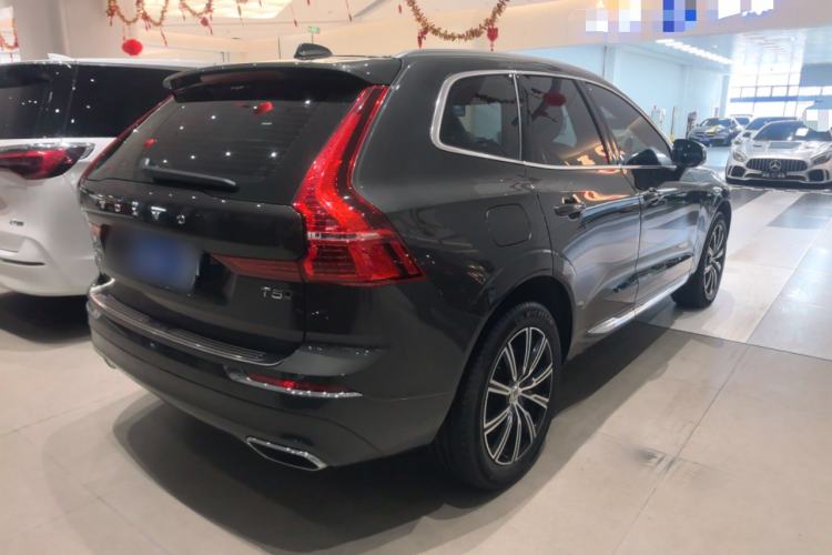 Used Volvo XC60 2021 T5 4x4 Smart Luxury Edition Rear Right 45 Deg