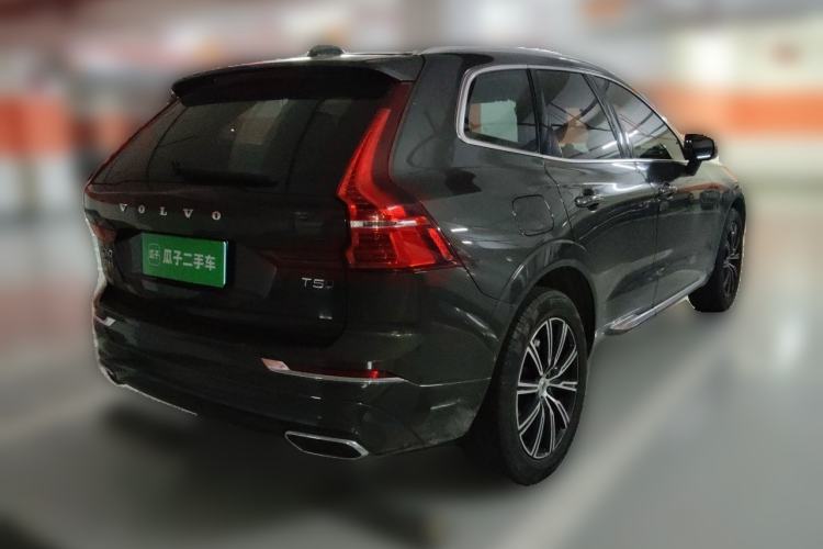 Used Volvo XC60 2021 T5 4x4 Smart Luxury Edition Rear Right 45 Deg