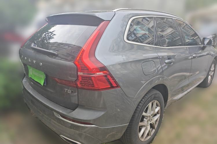 Used Volvo XC60 2021 T5 4x4 Smart Luxury Edition Rear Right 45 Deg