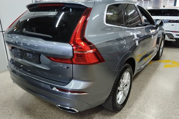 Used Volvo XC60 2021 T5 4x4 Smart Luxury Edition Rear Right 45 Deg