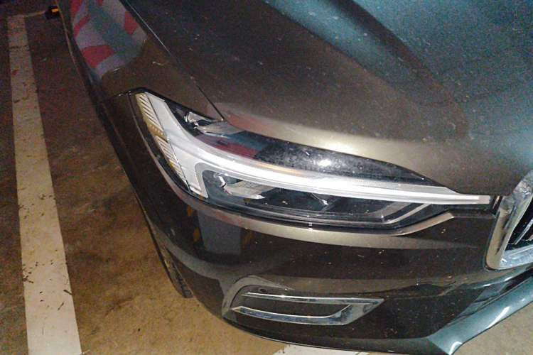 Used Volvo XC60 2021 T5 4x4 Smart Luxury Edition Right Front Headlight