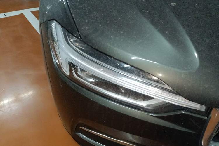 Used Volvo XC60 2021 T5 4x4 Smart Luxury Edition Right Front Headlight