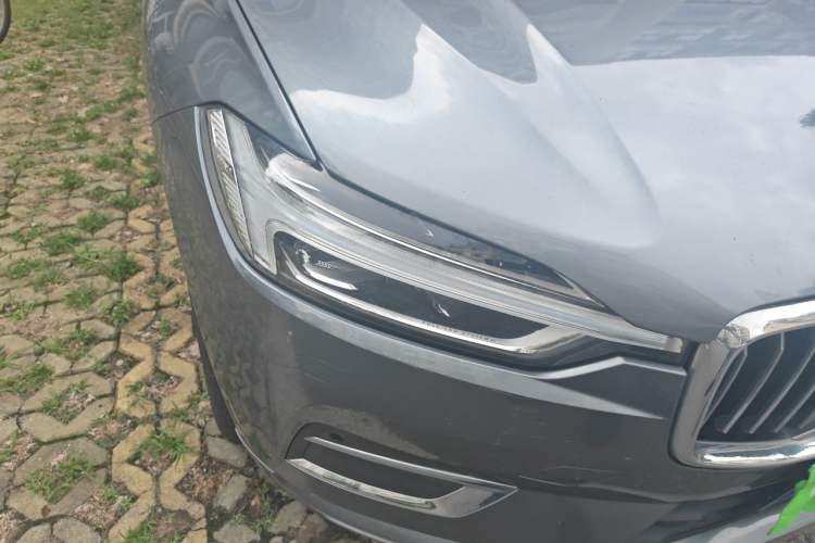 Used Volvo XC60 2021 T5 4x4 Smart Luxury Edition Right Front Headlight