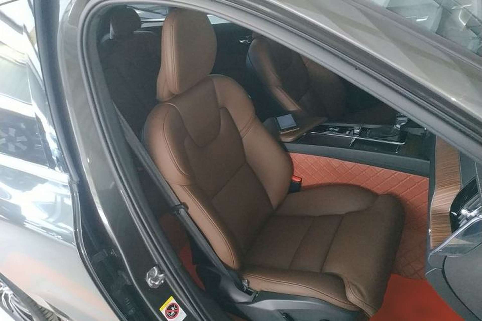 Used Volvo XC60 2021 T5 4x4 Smart Luxury Edition Right Front Seat