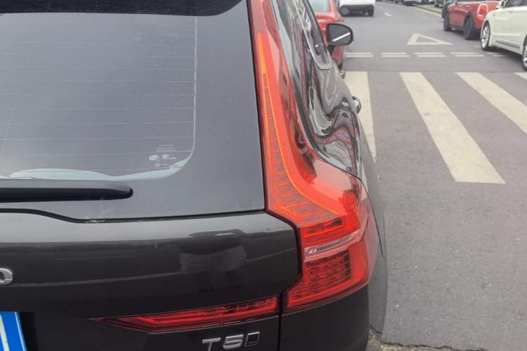 Used Volvo XC60 2021 T5 4x4 Smart Luxury Edition Right Rear Taillight