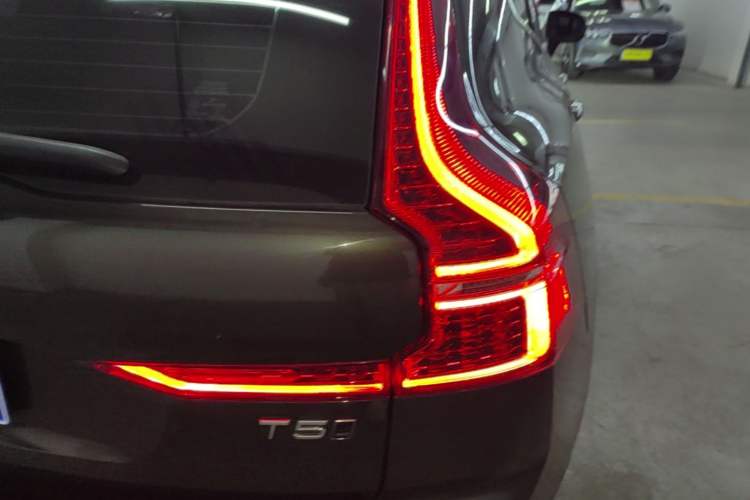 Used Volvo XC60 2021 T5 4x4 Smart Luxury Edition Right Rear Taillight